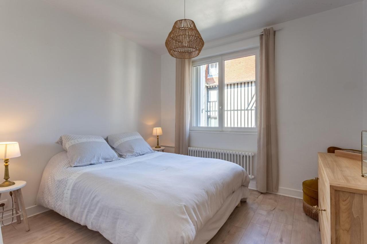 Le Carrousel - Appartement Avec Studio Attenant 도빌 외부 사진